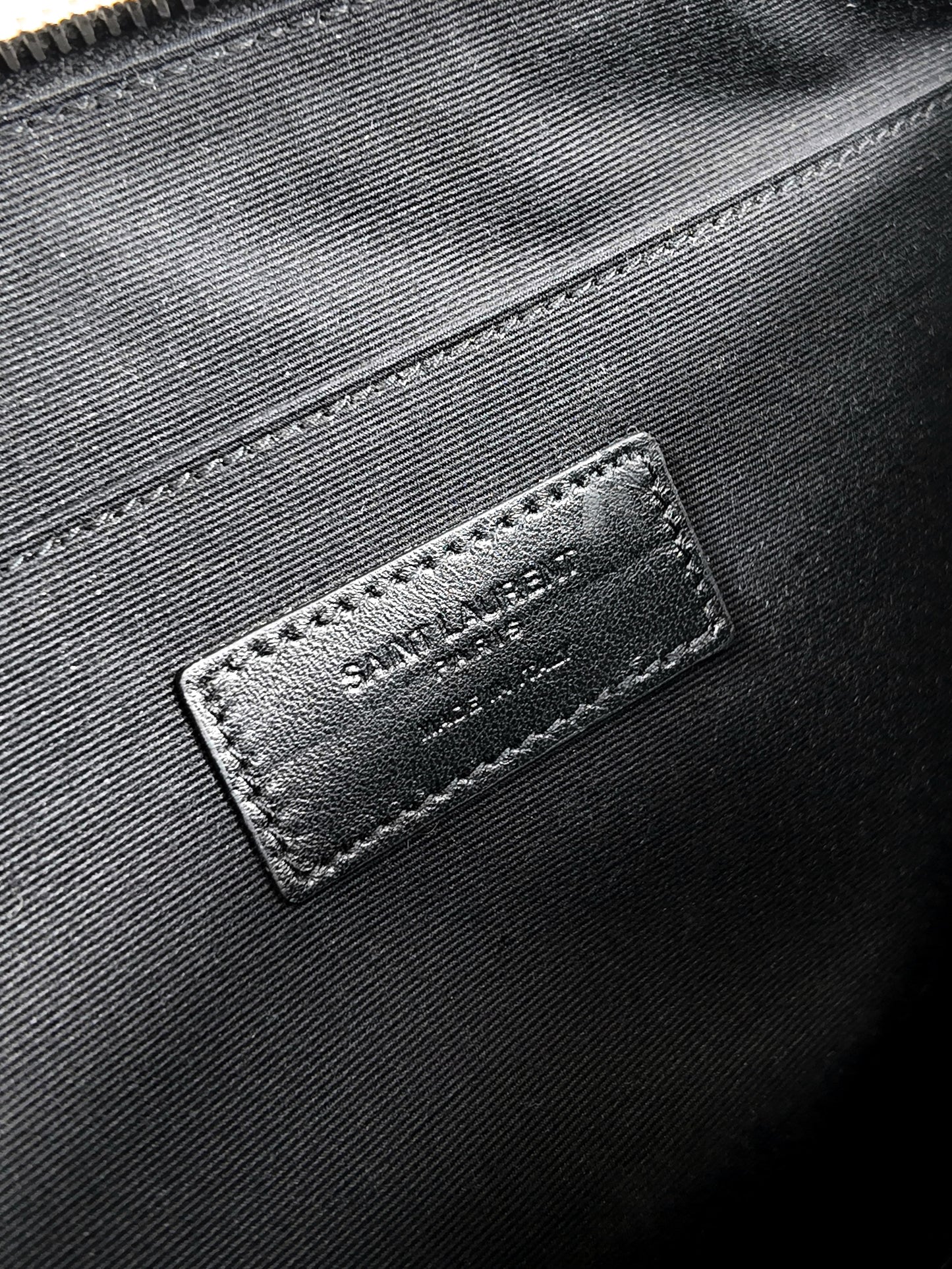 SAINT LAURENT POUCH