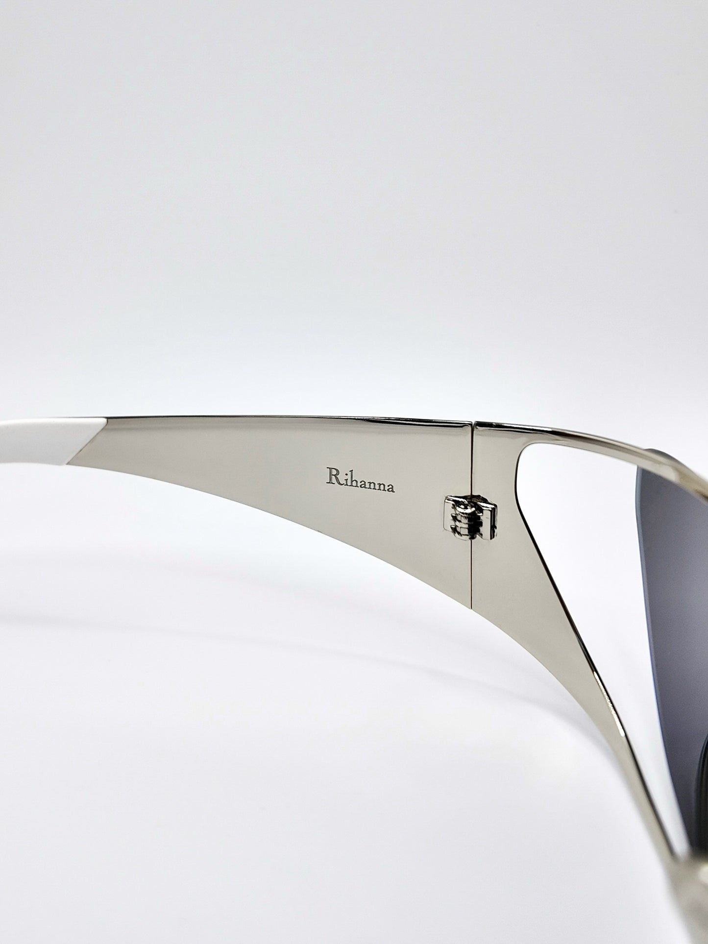 DIOR X RIHANNA SUNGLASSES