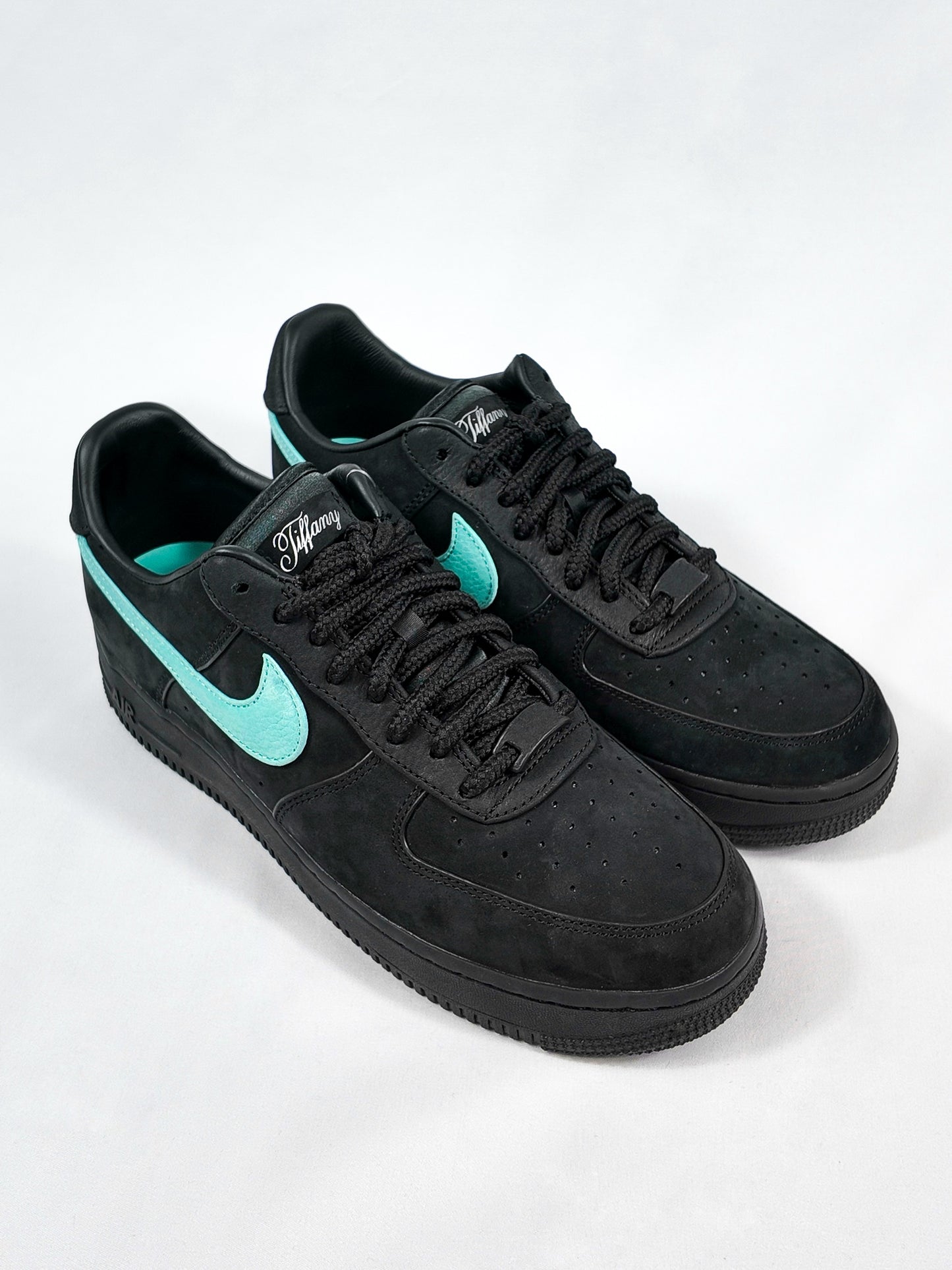 NIKE AF1 X TIFFANY SNEAKERS